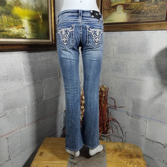 Miss Me Women's Jeans - Picture 2 of 9